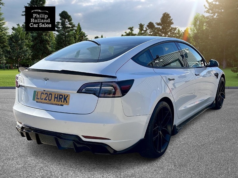 Tesla Model 3 Standard Range Plus - U9828