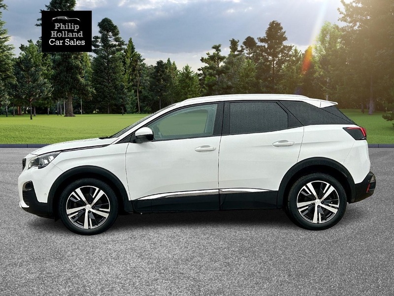 Peugeot 3008 PureTech Allure - U9831