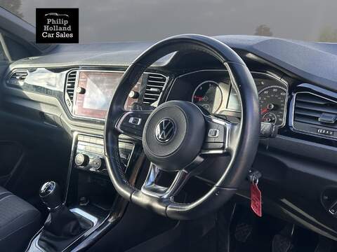 Volkswagen T-Roc TDI Black Edition - U9834