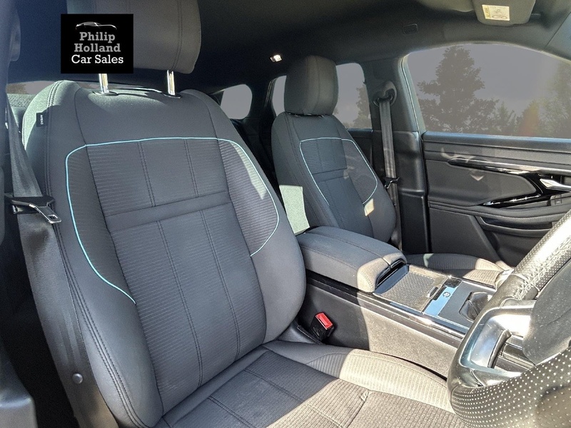 Land Rover Range Rover Evoque D150 R-Dynamic - U9837