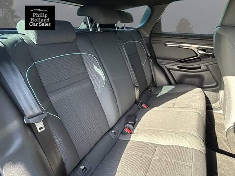 Land Rover Range Rover Evoque D150 R-Dynamic - U9837