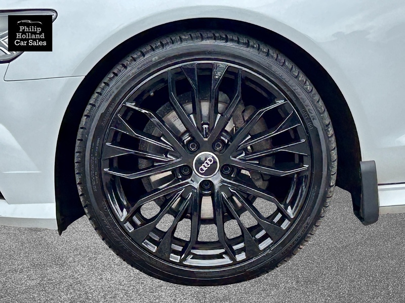 Audi A6 Saloon TDI Black Edition - U9838