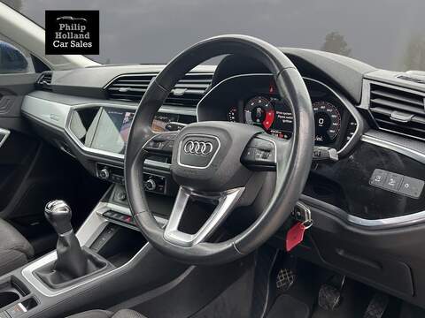 Audi Q3 TDI Sport - U9851