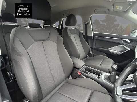 Audi Q3 TDI Sport - U9851