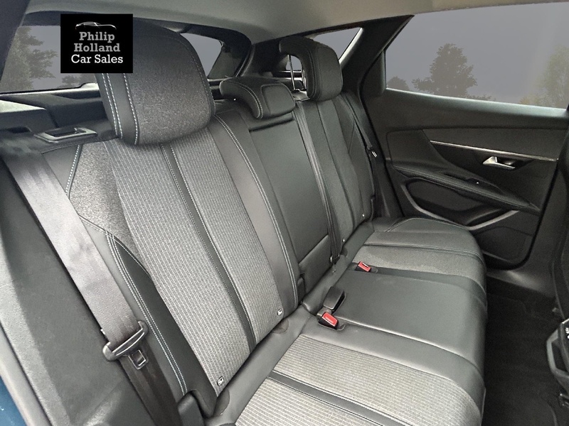 Peugeot 3008 BlueHDi Allure Premium - U9852