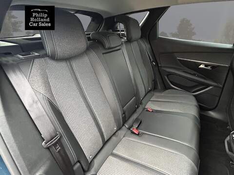 Peugeot 3008 BlueHDi Allure Premium - U9852