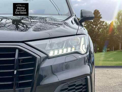 Audi Q7 TDI V6 S line - U9859