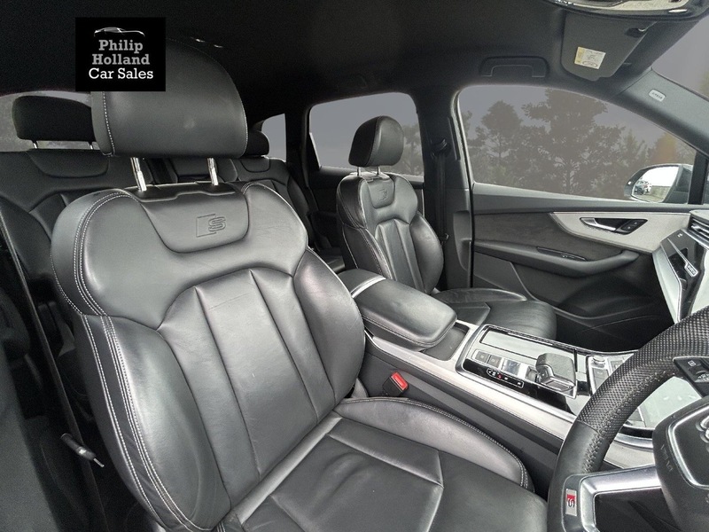 Audi Q7 TDI V6 S line - U9859