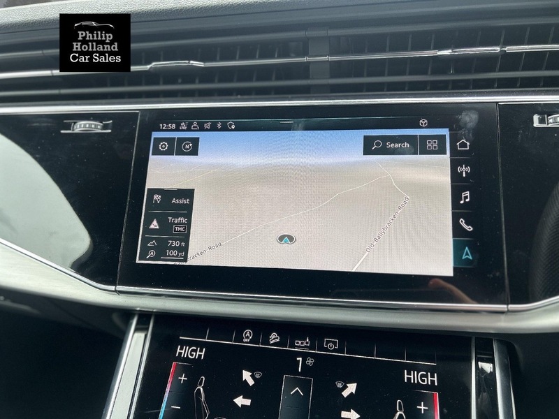 Audi Q7 TDI V6 S line - U9859
