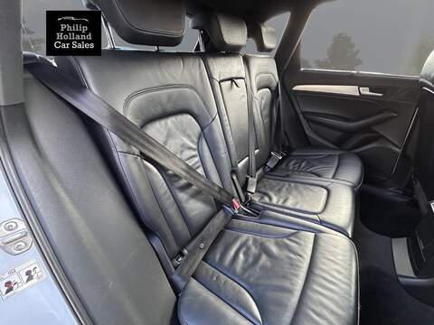 Audi Q5 TDI S line Plus - U9862