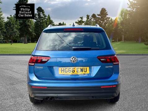 Volkswagen Tiguan TDI BlueMotion Tech SE Navigation - U9864
