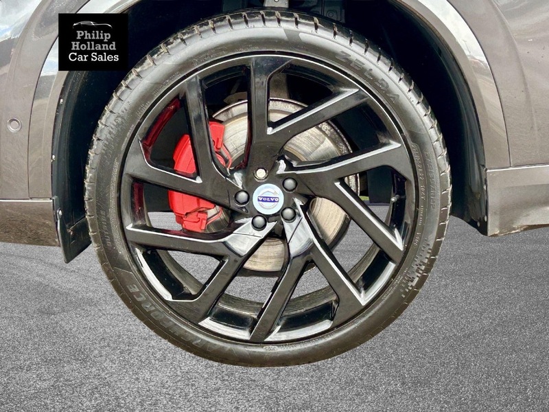 Volvo XC90 B5 MHEV Plus - U9876