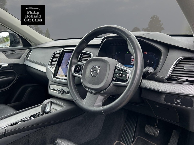 Volvo XC90 B5 MHEV Plus - U9876