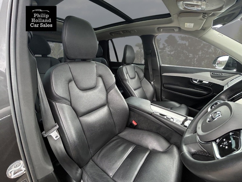 Volvo XC90 B5 MHEV Plus - U9876