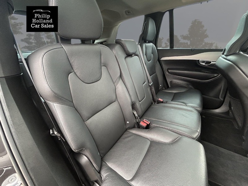 Volvo XC90 B5 MHEV Plus - U9876