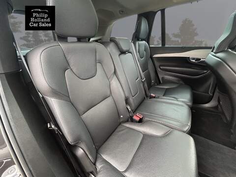 Volvo XC90 B5 MHEV Plus - U9876