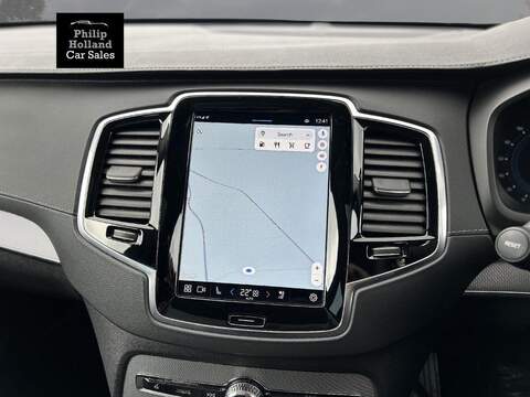 Volvo XC90 B5 MHEV Plus - U9876