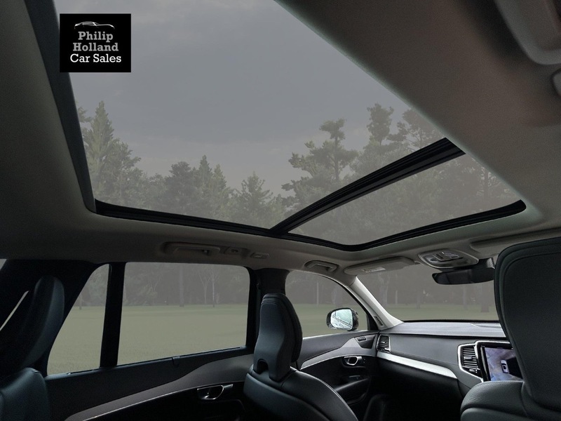 Volvo XC90 B5 MHEV Plus - U9876