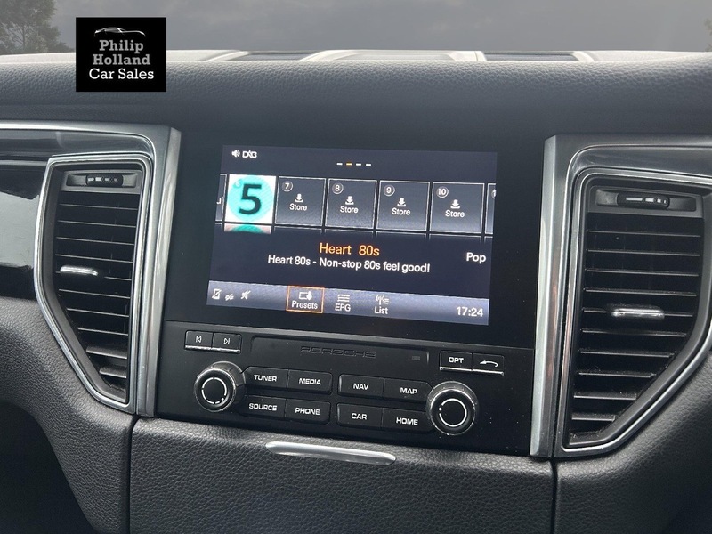 Porsche Macan TD V6 S - U9879