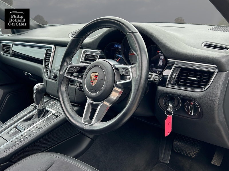 Porsche Macan TD V6 S - U9879