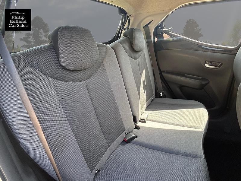 Toyota AYGO VVT-i x-play - U9887