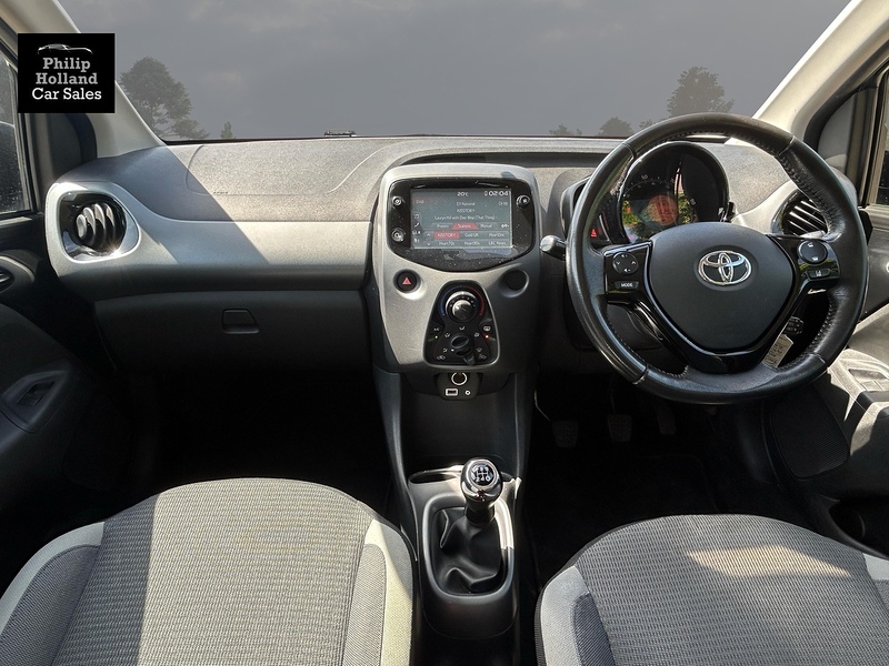 Toyota AYGO VVT-i x-play - U9887