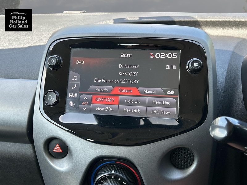 Toyota AYGO VVT-i x-play - U9887