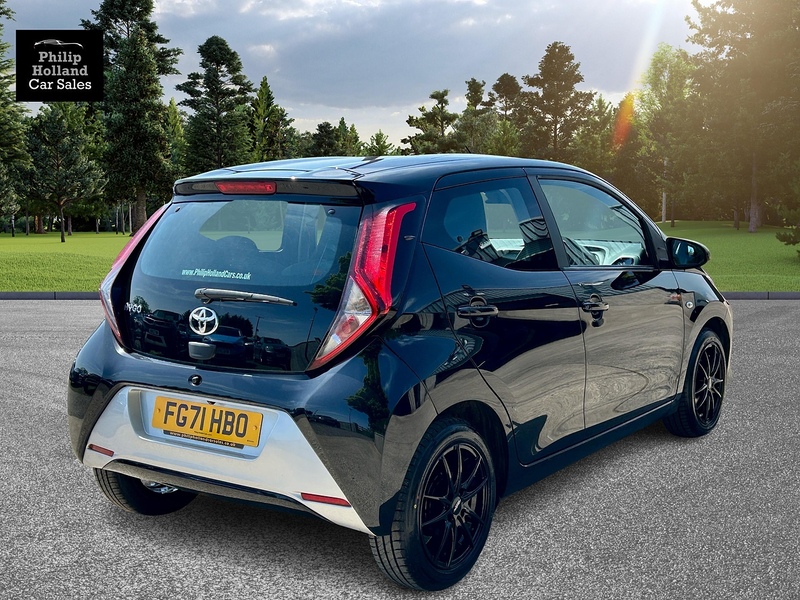 Toyota AYGO VVT-i x-play - U9887