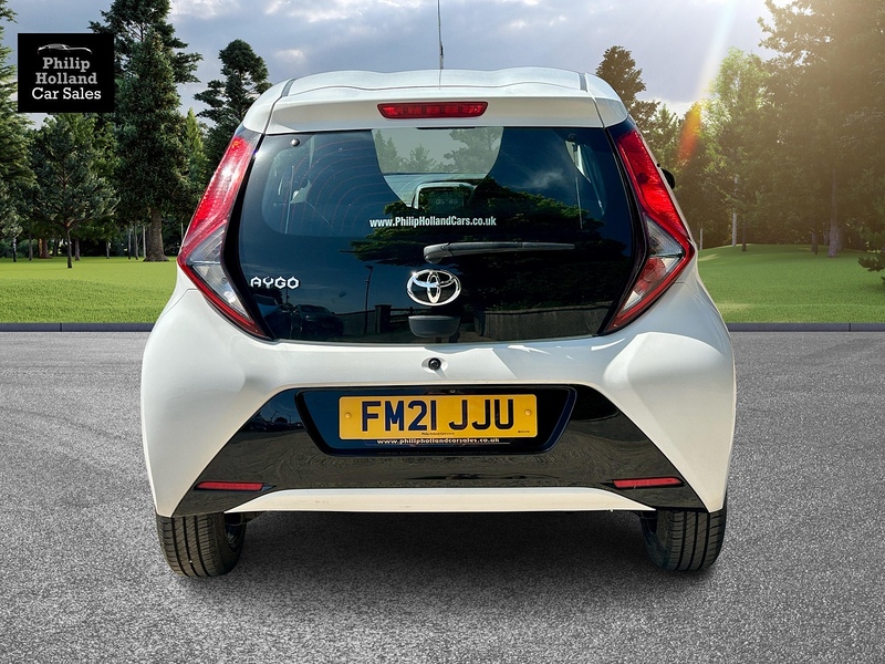 Toyota AYGO VVT-i x-play - U9889