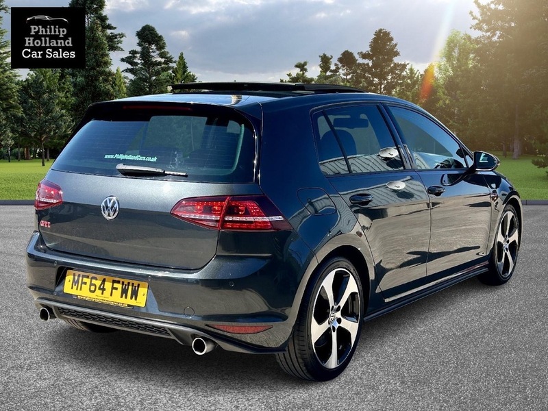 Volkswagen Golf TSI BlueMotion Tech GTI Performance - U9895