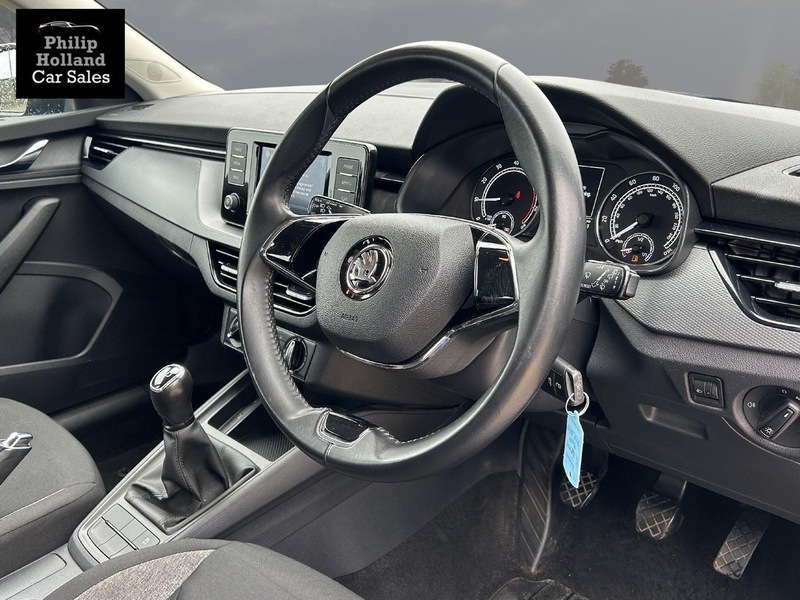 Skoda Kamiq TSI S - U9899