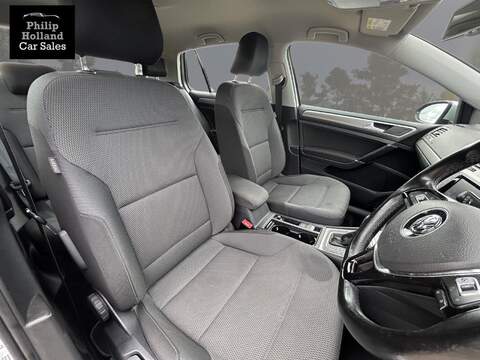 Volkswagen Golf TDI BlueMotion Tech Match - U9901