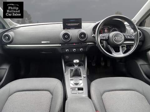 Audi A3 TDI SE - U9903