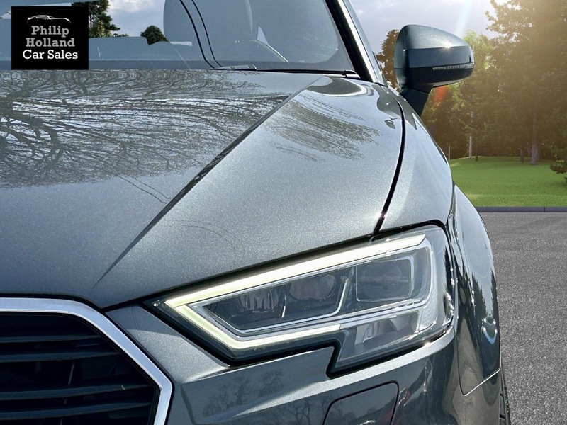 Audi A3 TFSI CoD S line - U9909