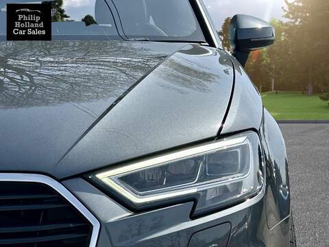 Audi A3 TFSI CoD S line - U9909