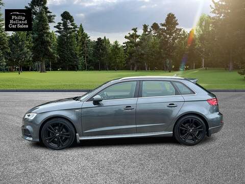 Audi A3 TFSI CoD S line - U9909