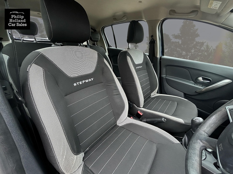 Dacia Sandero Stepway TCe Laureate - U9921