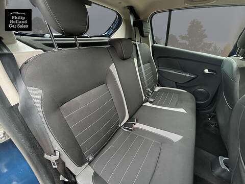 Dacia Sandero Stepway TCe Laureate - U9921