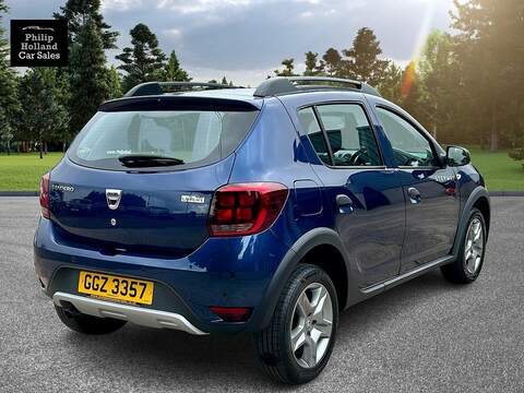 Dacia Sandero Stepway TCe Laureate - U9921