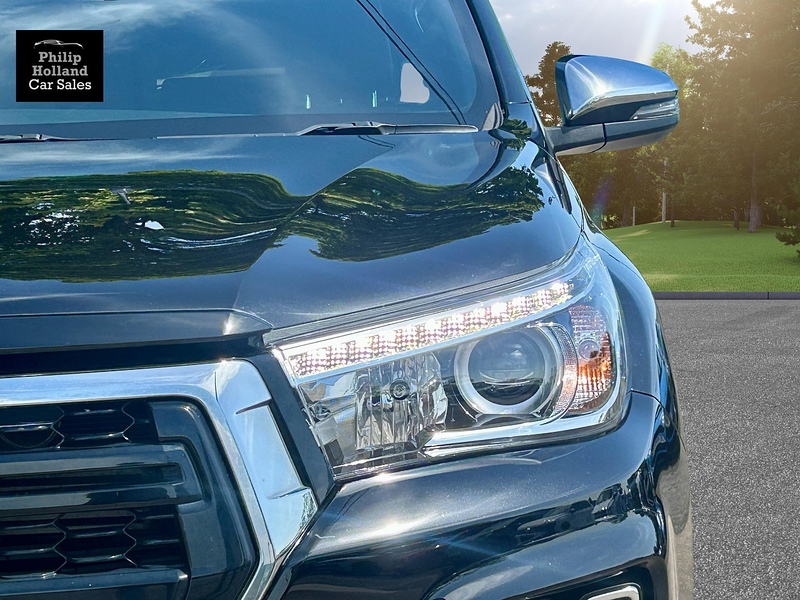 Toyota Hilux D-4D Invincible X - U9932