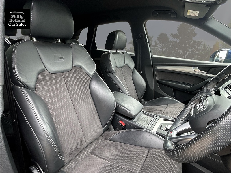 Audi Q5 TDI S line - U9939
