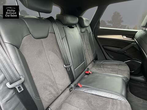 Audi Q5 TDI S line - U9939