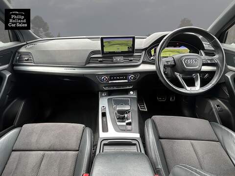 Audi Q5 TDI S line - U9939