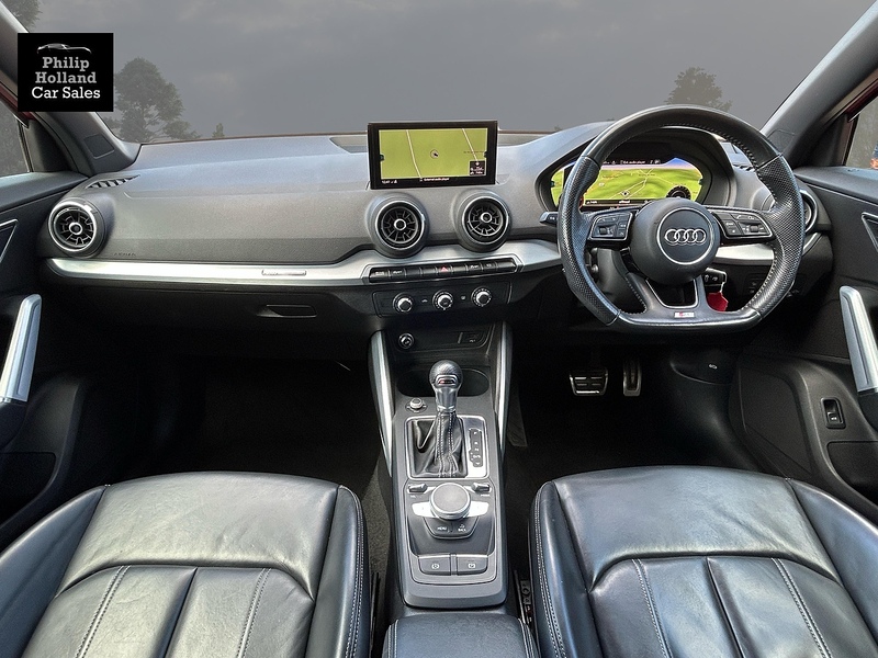 Audi Q2 TDI S line - U9944