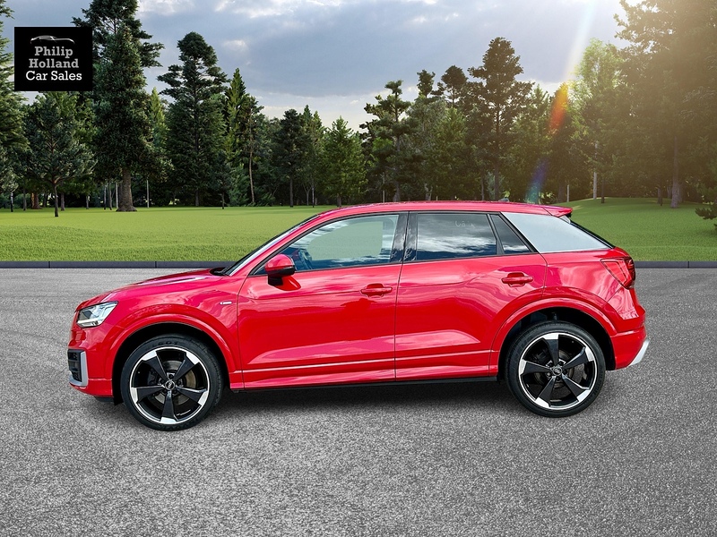 Audi Q2 TDI S line - U9944