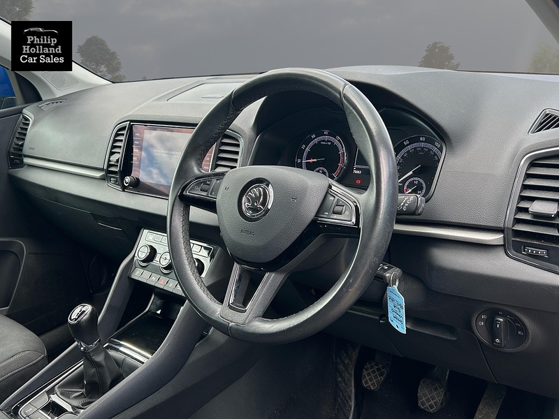 Skoda Karoq TSI SE Technology - U9951