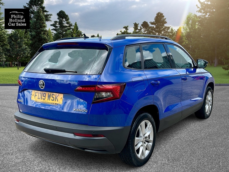 Skoda Karoq TSI SE Technology - U9951