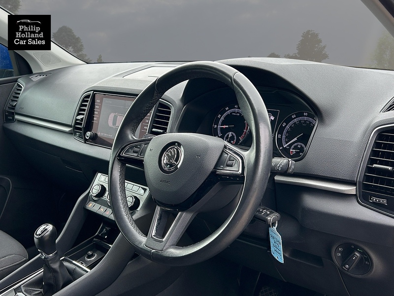 Skoda Karoq TSI SE Technology - U9951