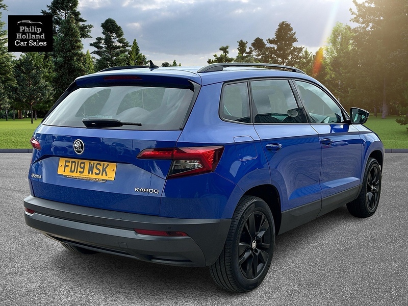 Skoda Karoq TSI SE Technology - U9951