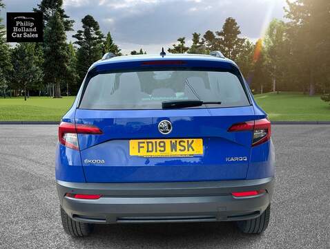 Skoda Karoq TSI SE Technology - U9951